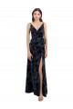 Online Azul marina oscuro línea A Cuello en V Terciopelo floral Terciopelo Elástico Largo Vestidos de dama de honor