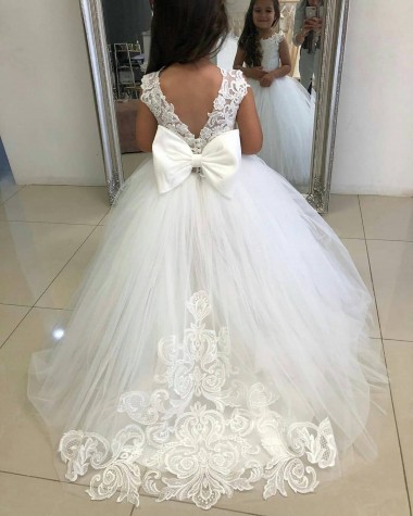 Online Marfil Barco Cola capilla Tul Encaje Largo vestidos de niña de las flores