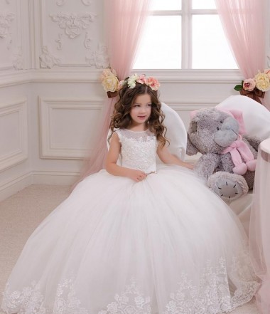 Online Marfil Barco Cola capilla Tul Encaje Largo vestidos de niña de las flores