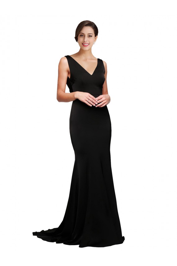Online Negro línea A Cuello en V Barrer tren Satén sedoso Largo Formales Vestidos de dama de honor / Vestidos de fiesta