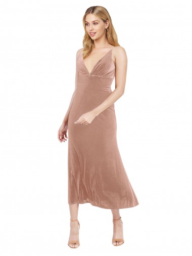 Online Rosa línea A Cuello en V Midi Terciopelo Elástico Corto Vestidos de dama de honor / Vestidos de fiesta / Vestidos de cóctel