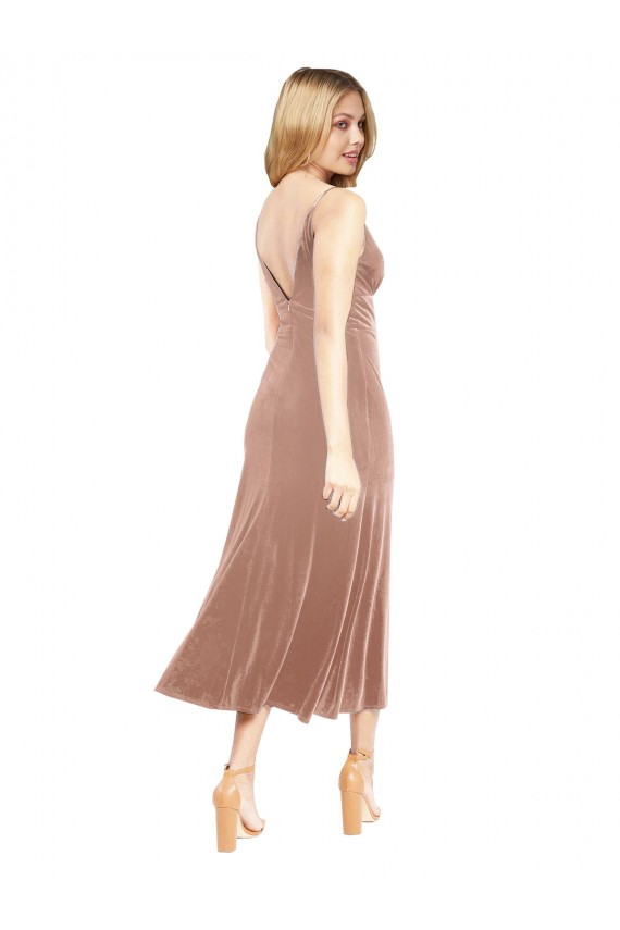 Online Rosa línea A Cuello en V Midi Terciopelo Elástico Corto Vestidos de dama de honor / Vestidos de fiesta / Vestidos de cóctel